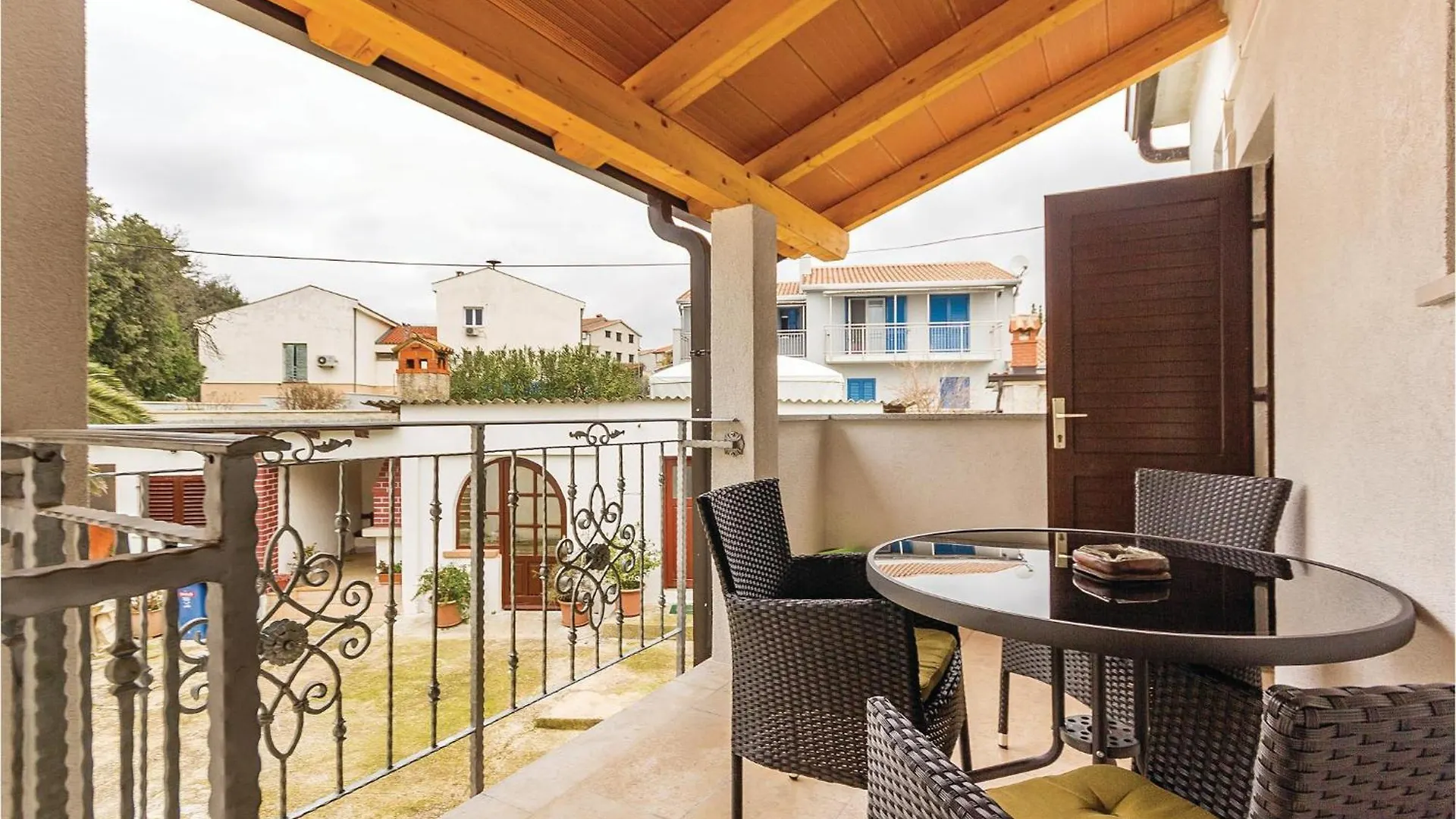 Nice Apartment In Banjole With Wifi